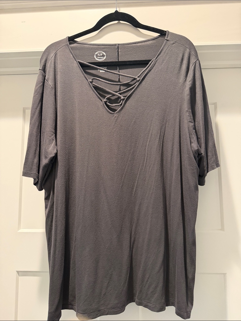 Maurices Gray Crisscross V-Neck Short Sleeve Tee